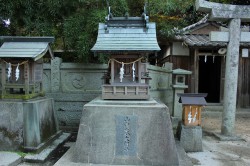 山内明神社